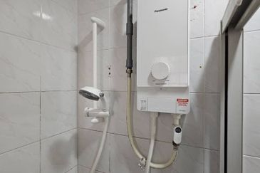 Pearl Point Condominium