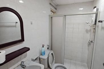 Pearl Point Condominium