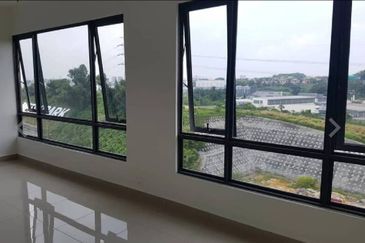 Paloma @ Tropicana Metropark