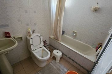 Pearl Point Condominium