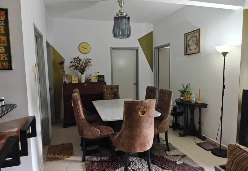 Apartment Taman Pinggiran Batu Caves