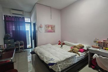 D'Premier @ Bandar Damai Perdana