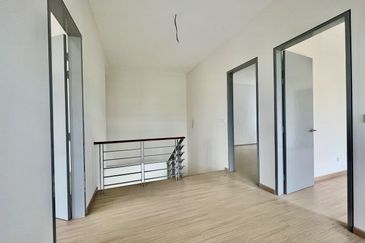 Semanja Park Terraces