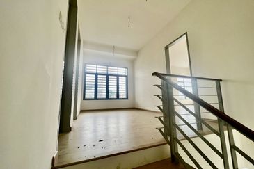 Semanja Park Terraces