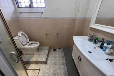 Bandar Tun Hussein Onn