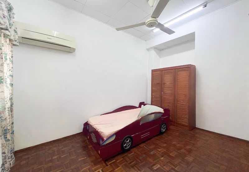 Suadamai, Bandar Tun Hussein Onn