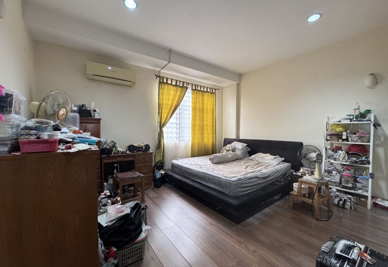 Tiara Hills, Taman Taynton View