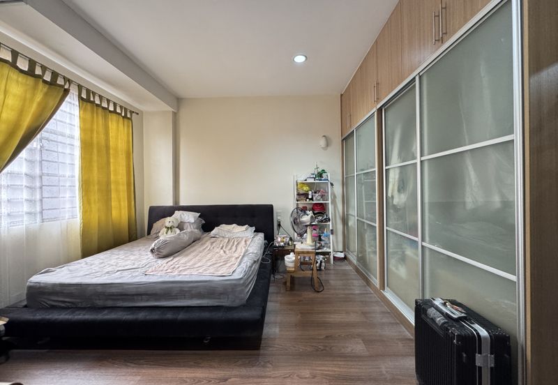 Tiara Hills, Taman Taynton View