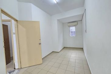 Tiara Hills, Taman Taynton View