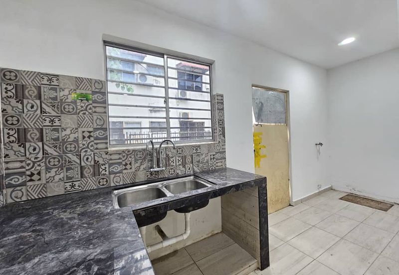 Taman Mutiara Barat @ Taman Taynton View