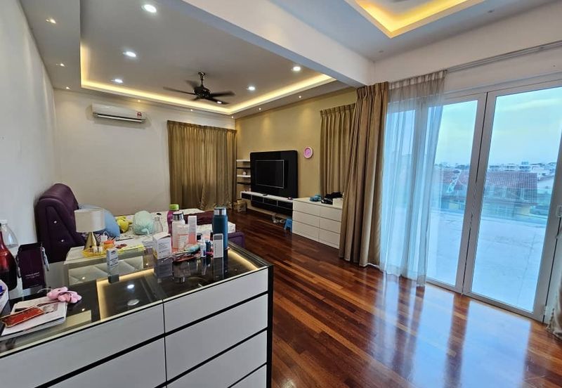 Bandar Mahkota Cheras