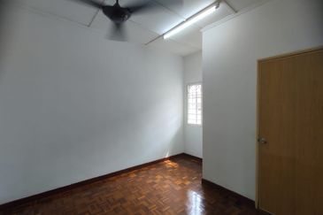 Taman Sungai Besi Indah