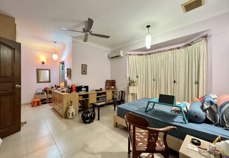 Bandar Tun Hussein Onn