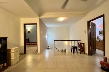 Bandar Tun Hussein Onn