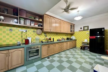 Bandar Tun Hussein Onn