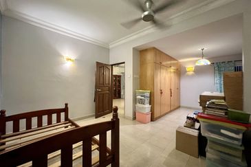 Bandar Tun Hussein Onn