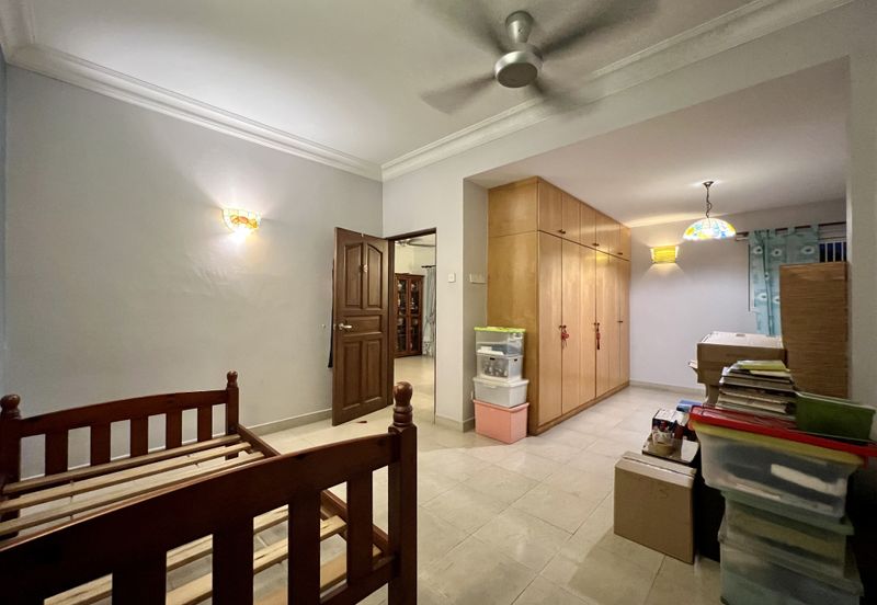 Bandar Tun Hussein Onn