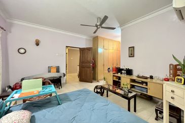 Bandar Tun Hussein Onn