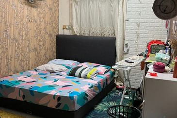 Jalan Suasana, Bandar Tun Hussein Onn