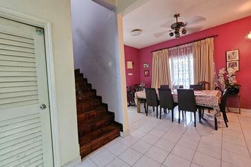 Bandar Tun Hussein Onn