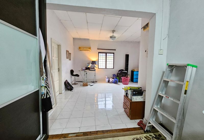 Bandar Tun Hussein Onn