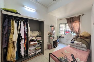 Bandar Tun Hussein Onn