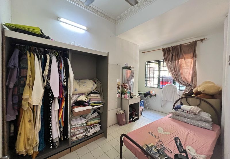 Bandar Tun Hussein Onn