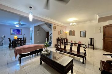 Bandar Tun Hussein Onn