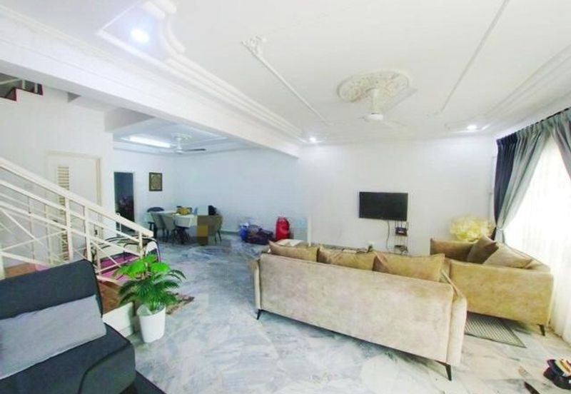 Bandar Tun Hussein Onn