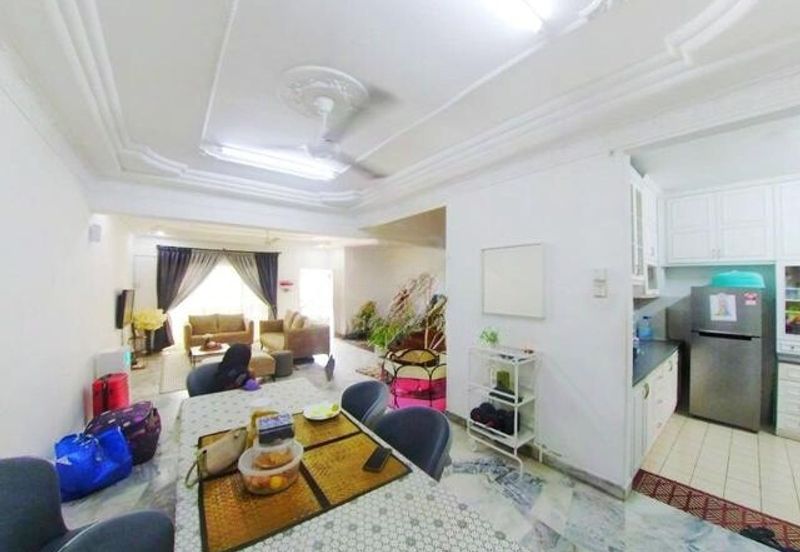 Bandar Tun Hussein Onn