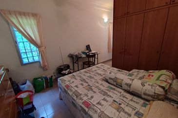 Bandar Tun Hussein Onn