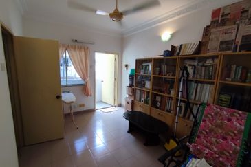 Bandar Tun Hussein Onn