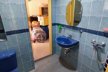 Bandar Tun Hussein Onn