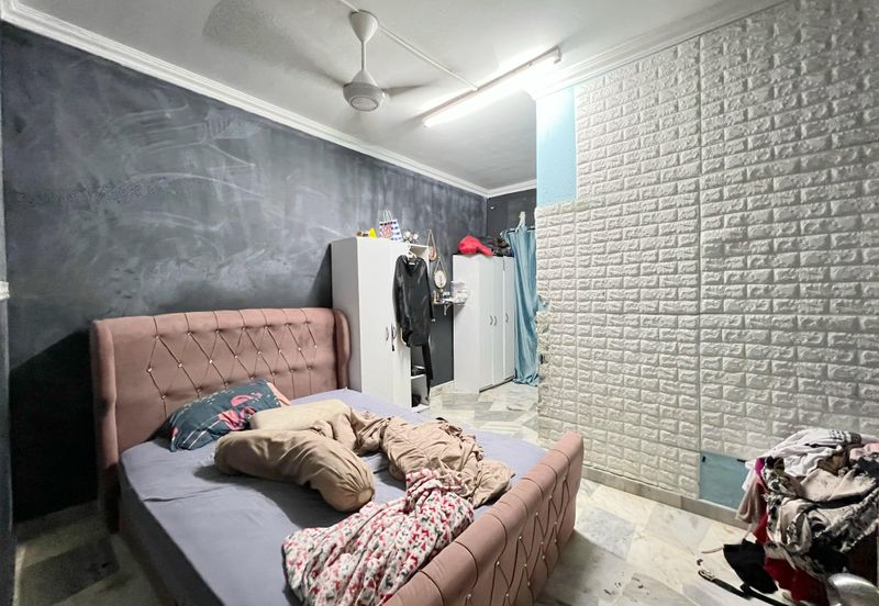 Bandar Tun Hussein Onn