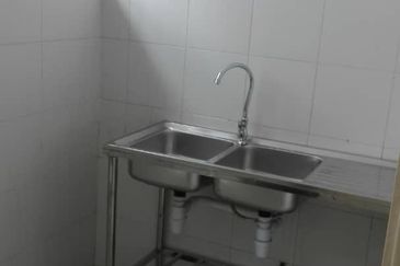 Bandar Tun Hussein Onn