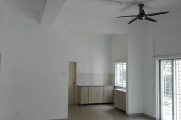 Bandar Tun Hussein Onn