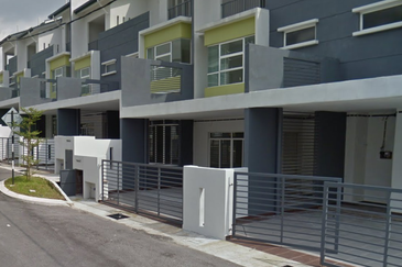 Bandar Tun Hussein Onn