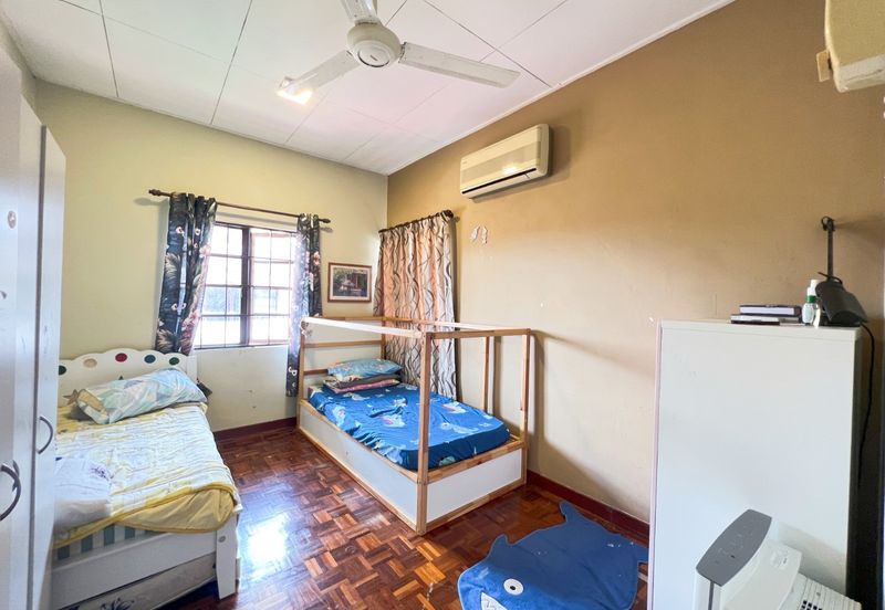 Bandar Tun Hussein Onn