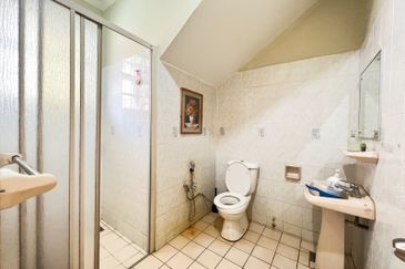 Bandar Tun Hussein Onn