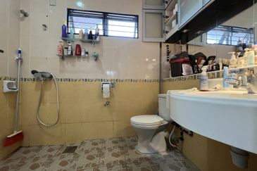 Bandar Tun Hussein Onn