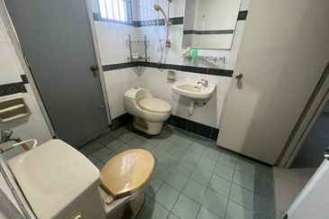 Bandar Tun Hussein Onn