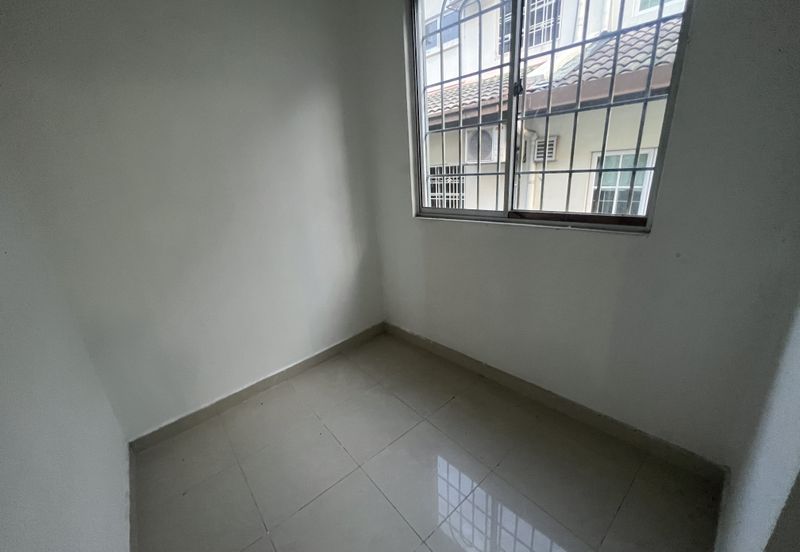 Bandar Tun Hussein Onn