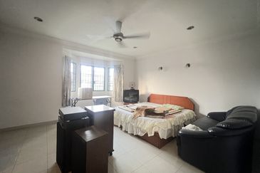 Bandar Tun Hussein Onn