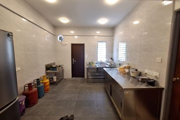 Taman Connaught (Sri Cendekia)