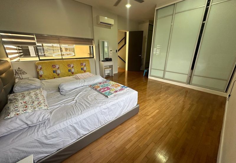 Twin Palm, Bandar Sungai Long   