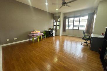 Twin Palm, Bandar Sungai Long   