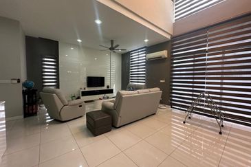 Twin Palm, Bandar Sungai Long   