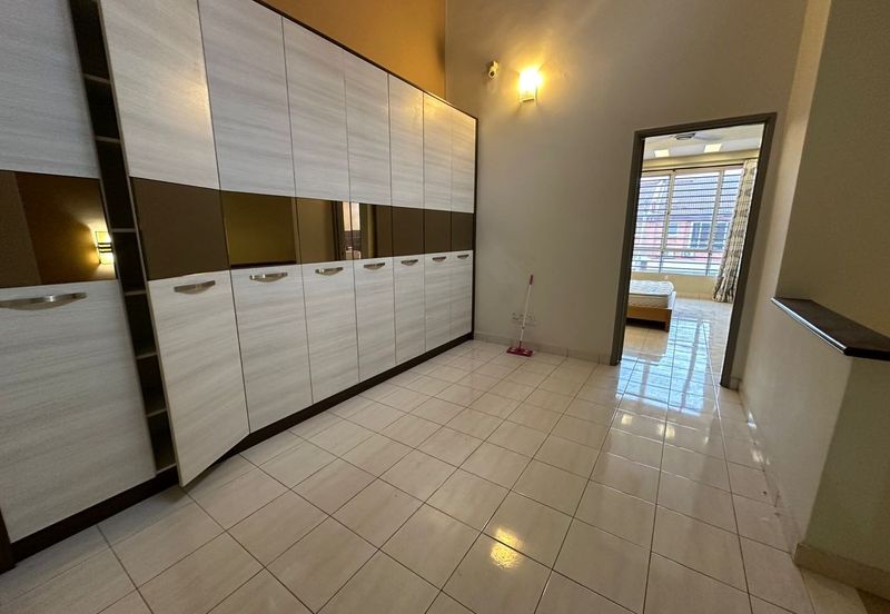  Palm Walk, Bandar Sungai Long 