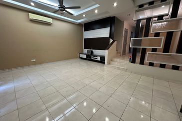  Palm Walk, Bandar Sungai Long 