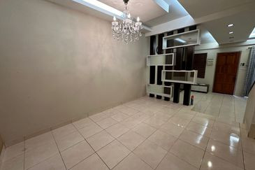  Palm Walk, Bandar Sungai Long 